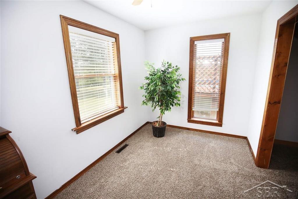 22386 Gratiot Road Merrill, MI 48637 - Photo 11 of 24
