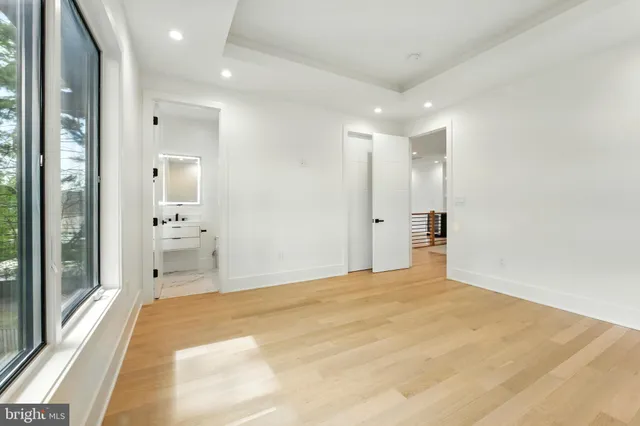 $2,649,999 | 103 St Andrews Drive Northeast, Vienna, VA 22180