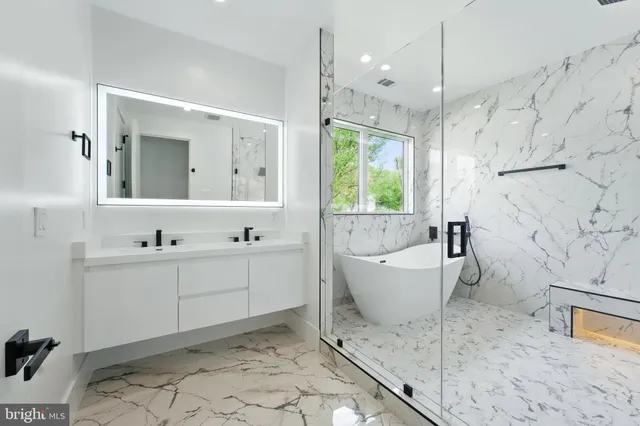 $2,649,999 | 103 St Andrews Drive Northeast, Vienna, VA 22180