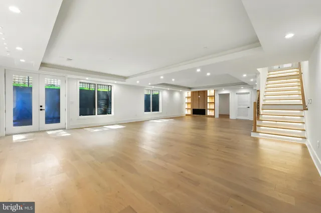 $2,649,999 | 103 St Andrews Drive Northeast, Vienna, VA 22180