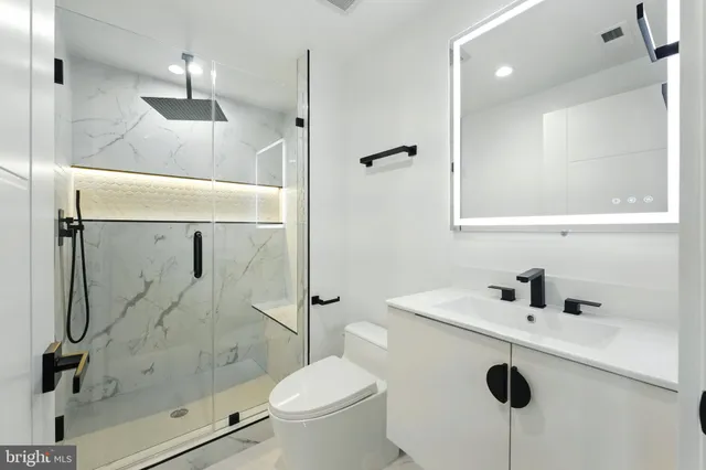 $2,649,999 | 103 St Andrews Drive Northeast, Vienna, VA 22180