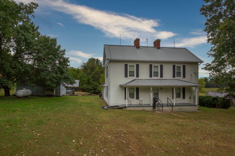 517 Bacon Branch Road Jonesborough, TN 37659 - Photo 3 of 58 IMG_6240_2