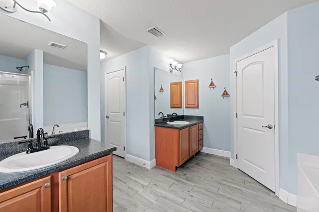 $549,000 | 4672 Southwest Wade Drive, Port St. Lucie, FL 34953