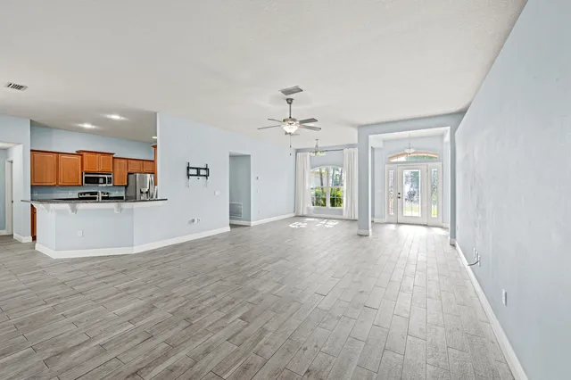 $549,000 | 4672 Southwest Wade Drive, Port St. Lucie, FL 34953