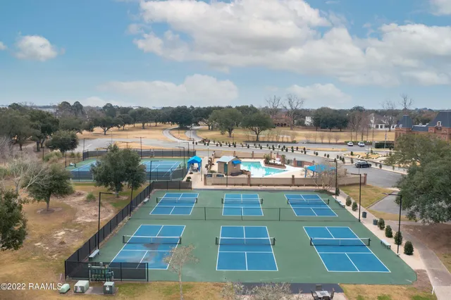 $1,355,000 | 310 Sawgrass Lane, Broussard, LA 70518