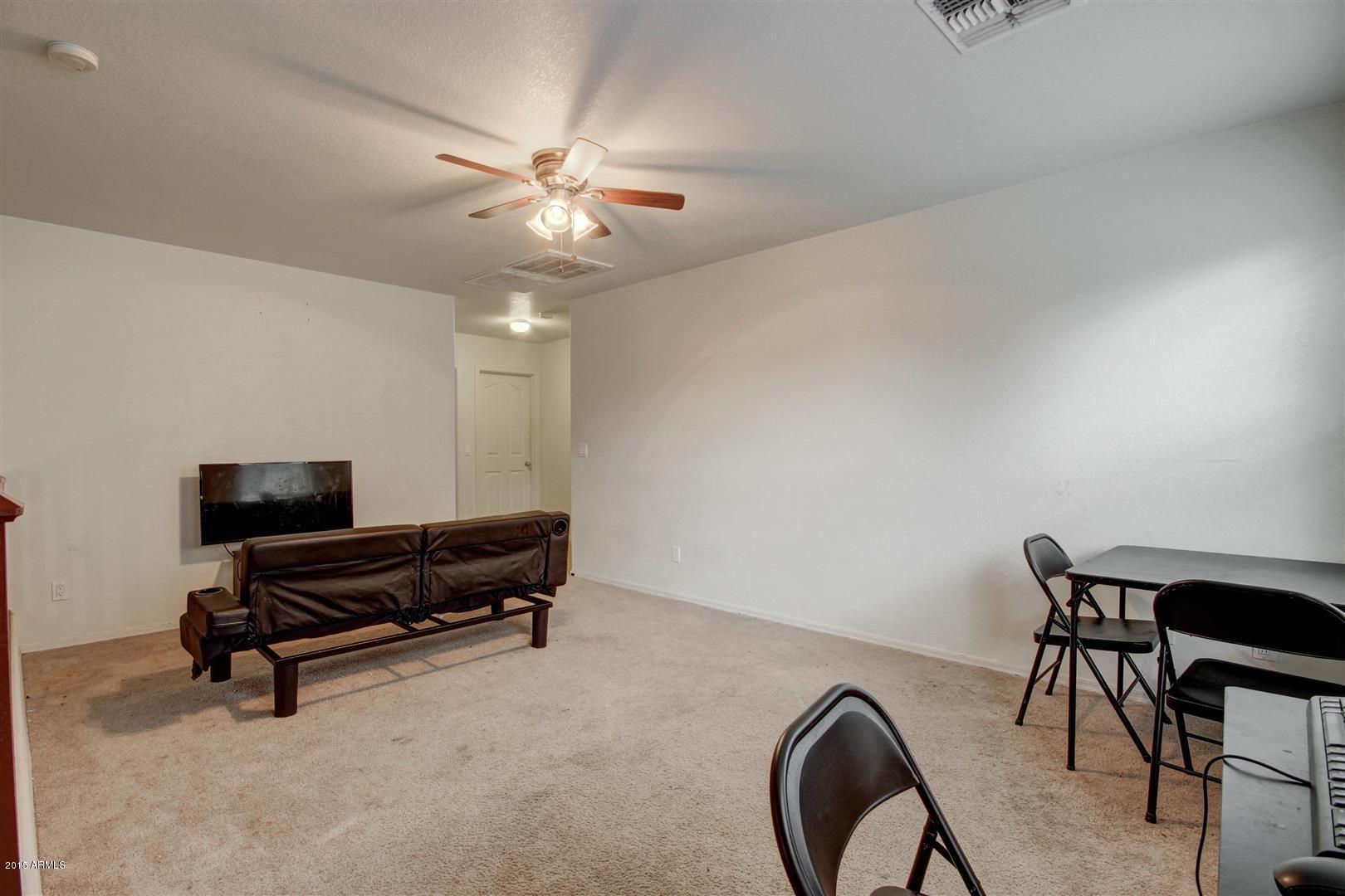 9452 West Jamestown Road Phoenix, AZ 85037 - Photo 13 of 28 Loft