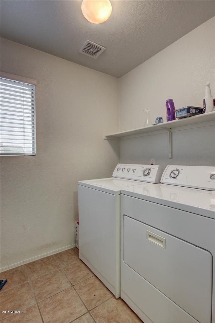 9452 West Jamestown Road Phoenix, AZ 85037 - Photo 19 of 28 0021-Jamestown (21)