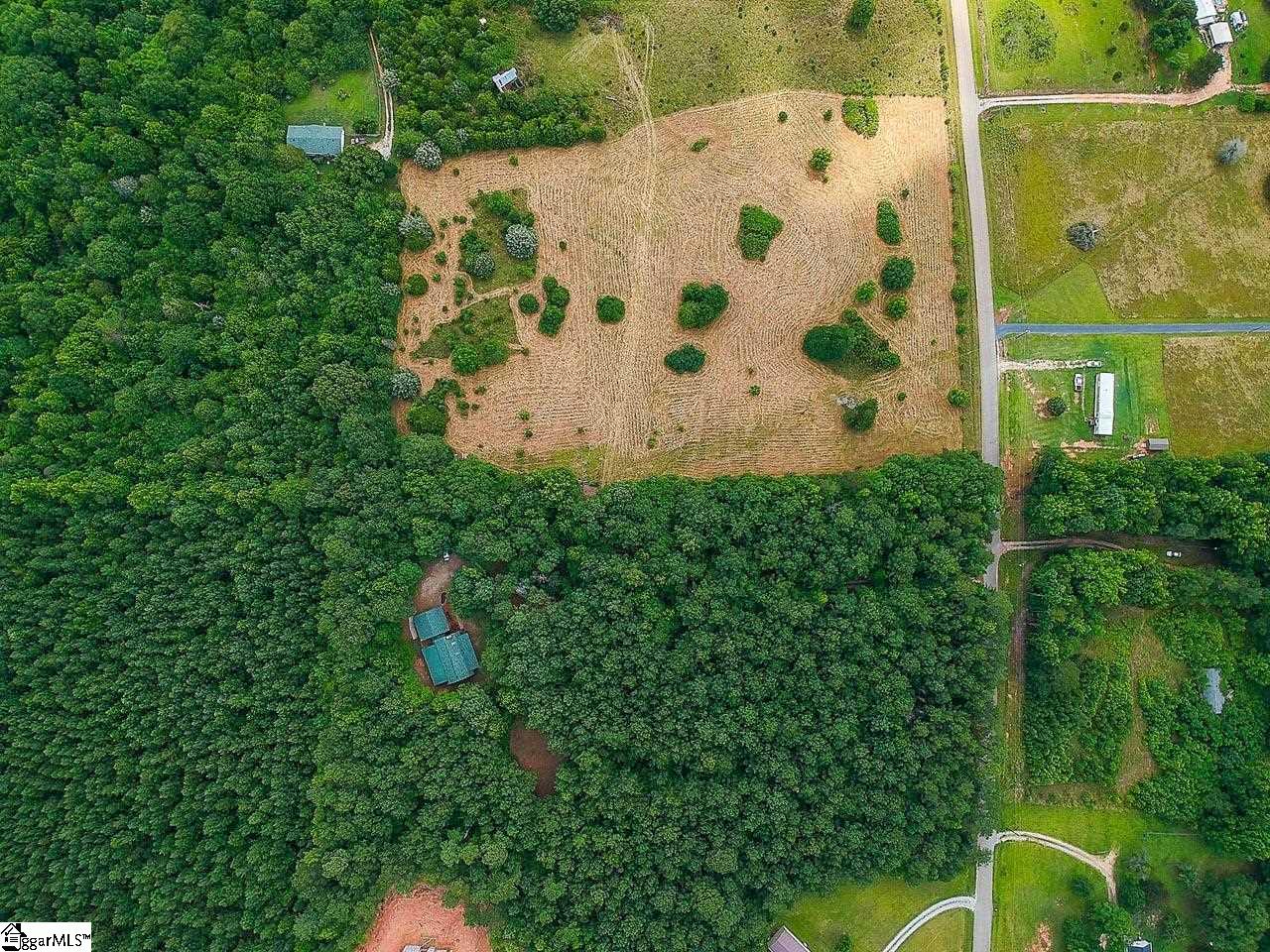 253 Turkey Lane Fountain Inn, SC 29644 - Photo 3 of 36