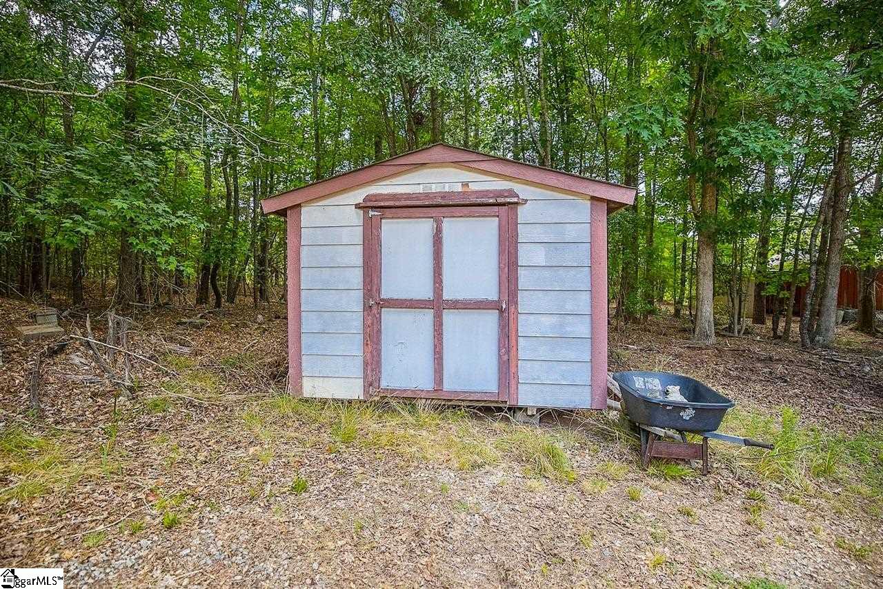 253 Turkey Lane Fountain Inn, SC 29644 - Photo 29 of 36