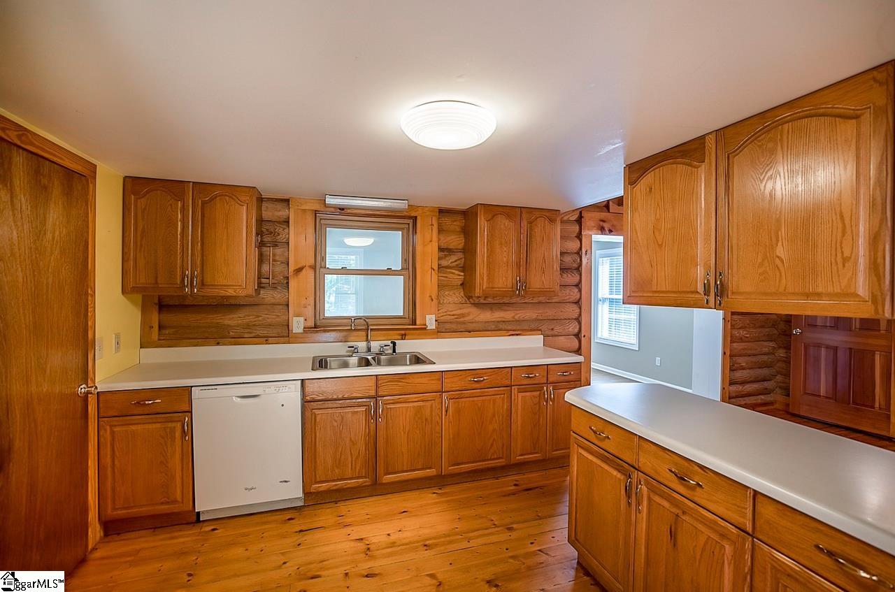 253 Turkey Lane Fountain Inn, SC 29644 - Photo 8 of 36