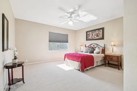 $824,900 | 923 West Windsong Drive, Phoenix, AZ 85045
