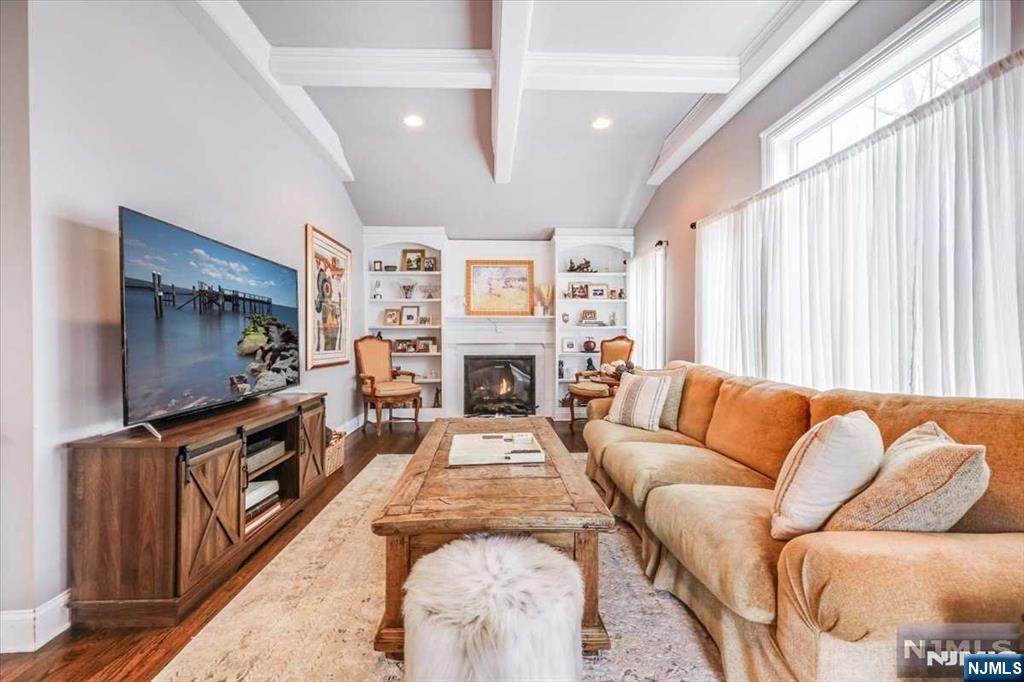 97 Roxbury Road Dumont, NJ 07628 - Photo 12 of 41