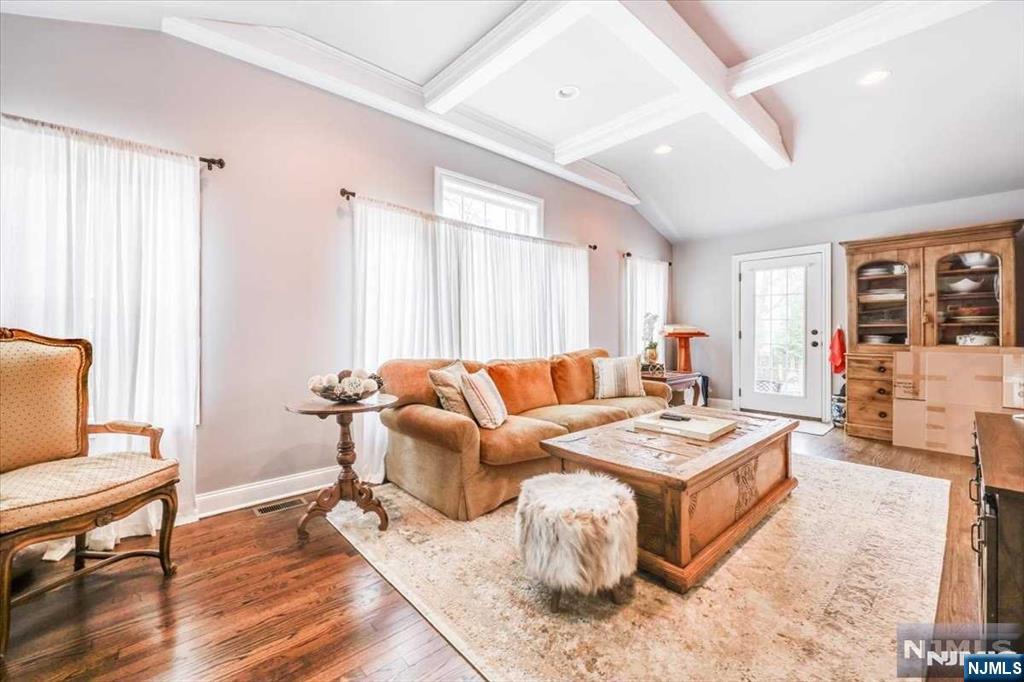 97 Roxbury Road Dumont, NJ 07628 - Photo 14 of 41