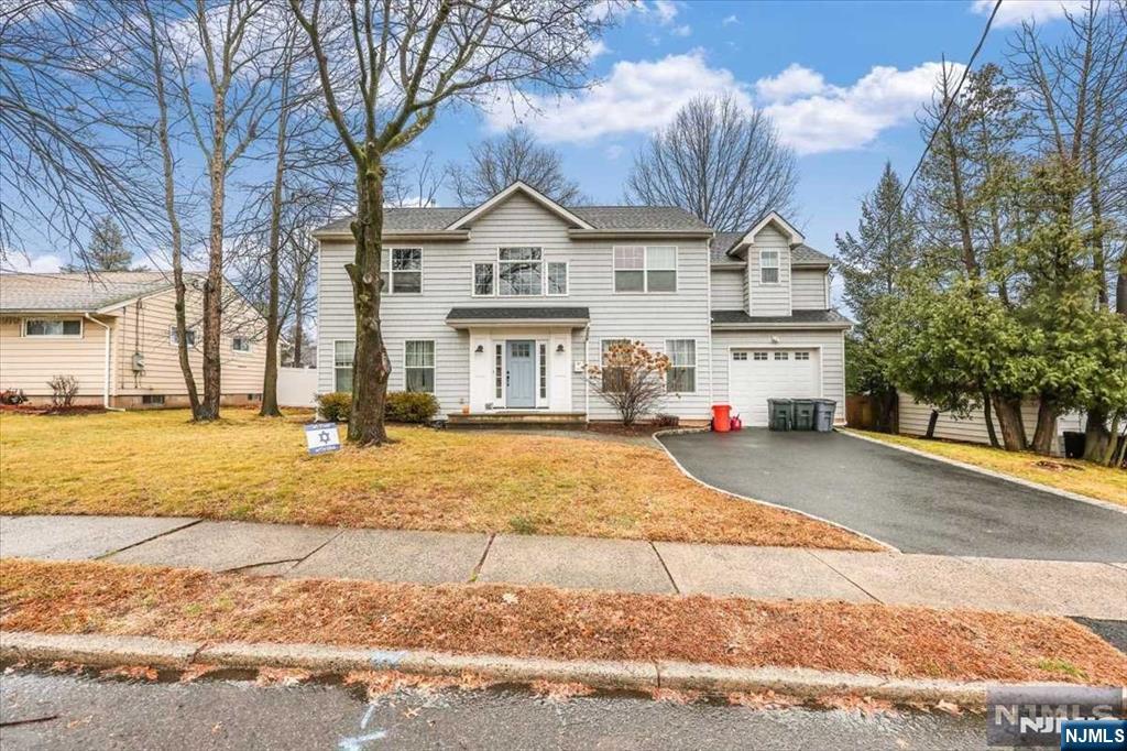 97 Roxbury Road Dumont, NJ 07628 - Photo 2 of 41