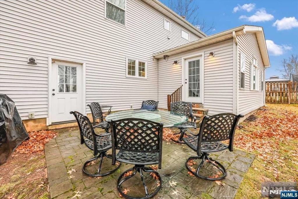 97 Roxbury Road Dumont, NJ 07628 - Photo 39 of 41