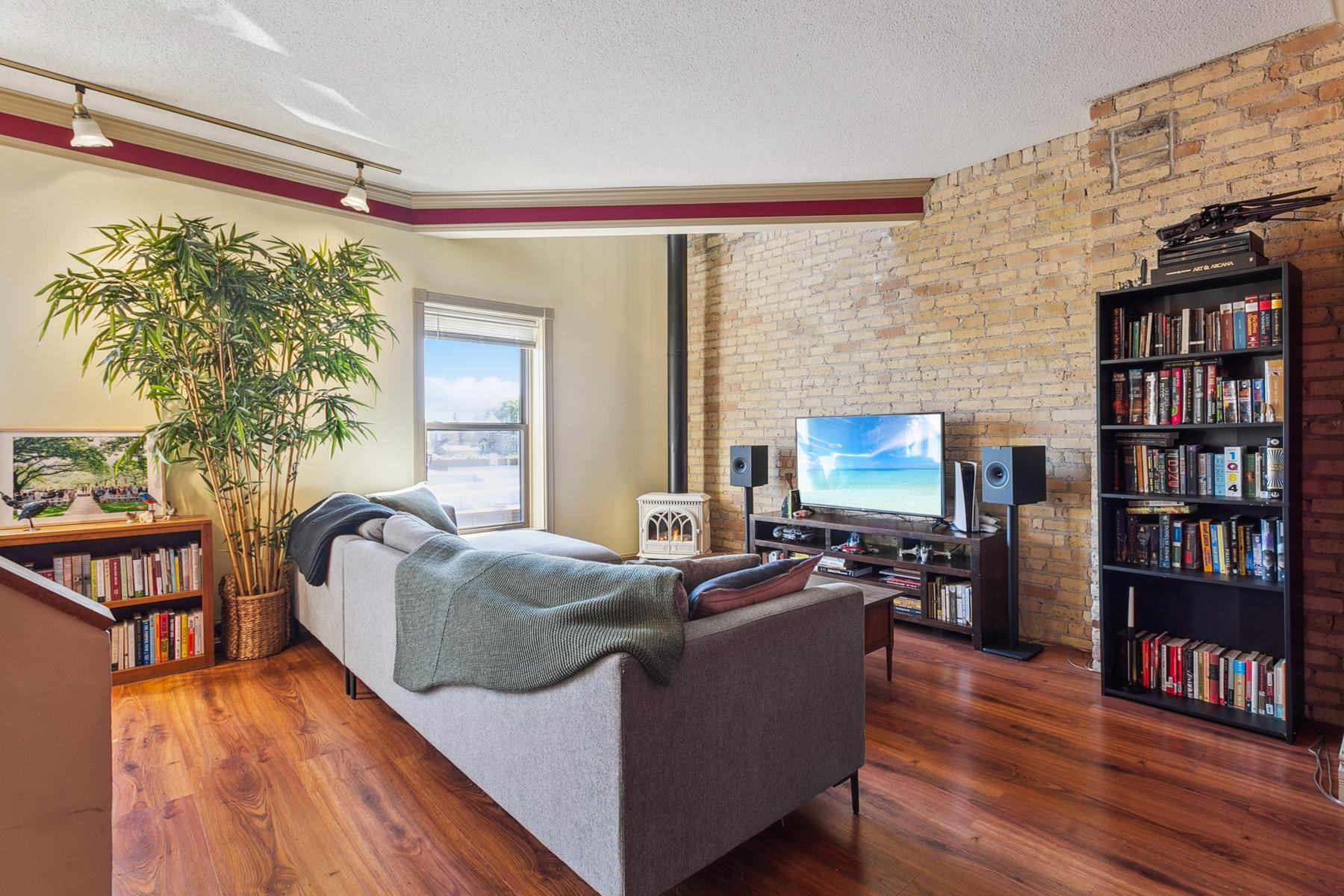 1802 4th Avenue South, Unit D Minneapolis, MN 55404 - Photo 1 of 1