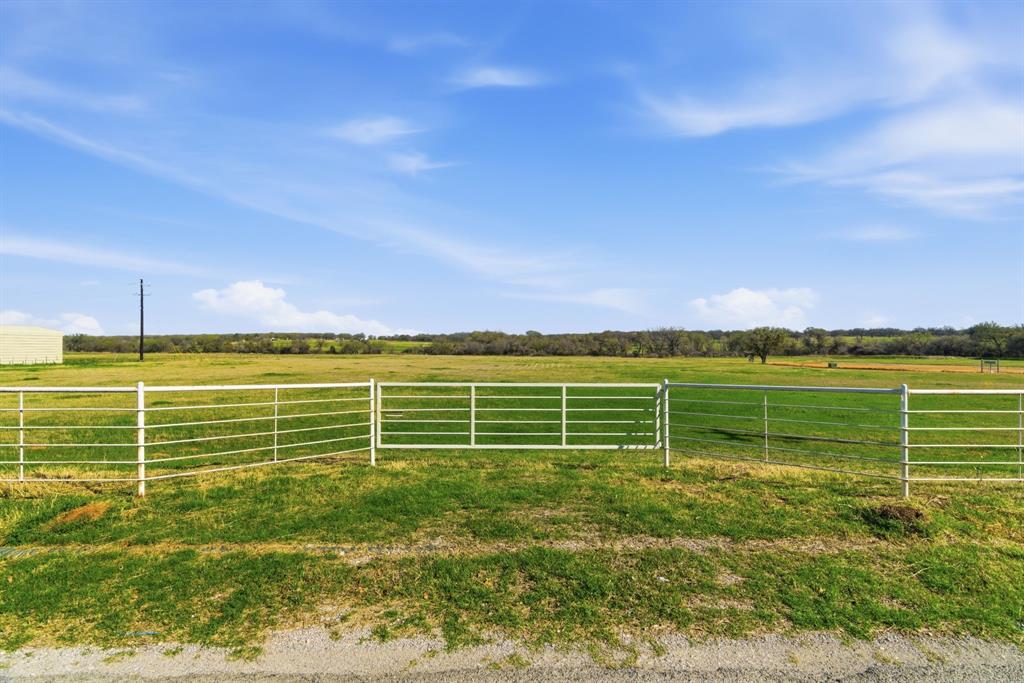 3120 Holbrook Road Springtown, TX 76082 - Photo 3 of 11