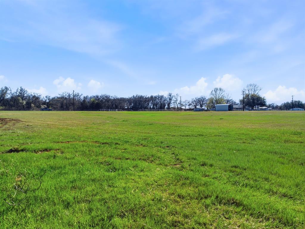 3120 Holbrook Road Springtown, TX 76082 - Photo 6 of 11