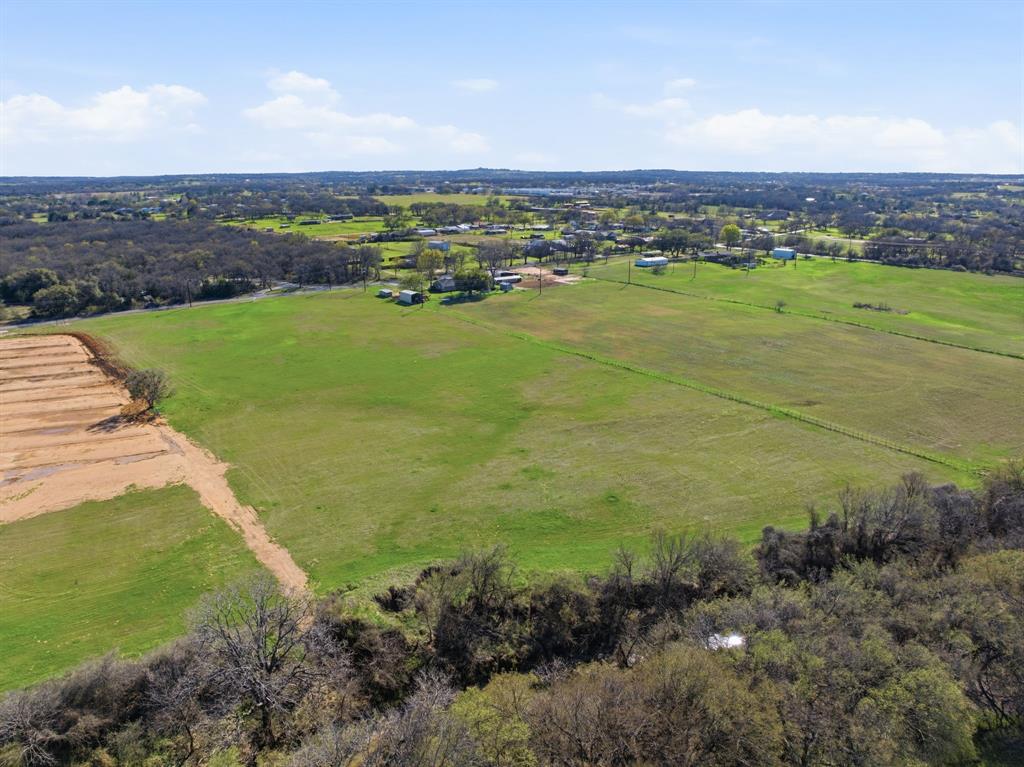 3120 Holbrook Road Springtown, TX 76082 - Photo 9 of 11