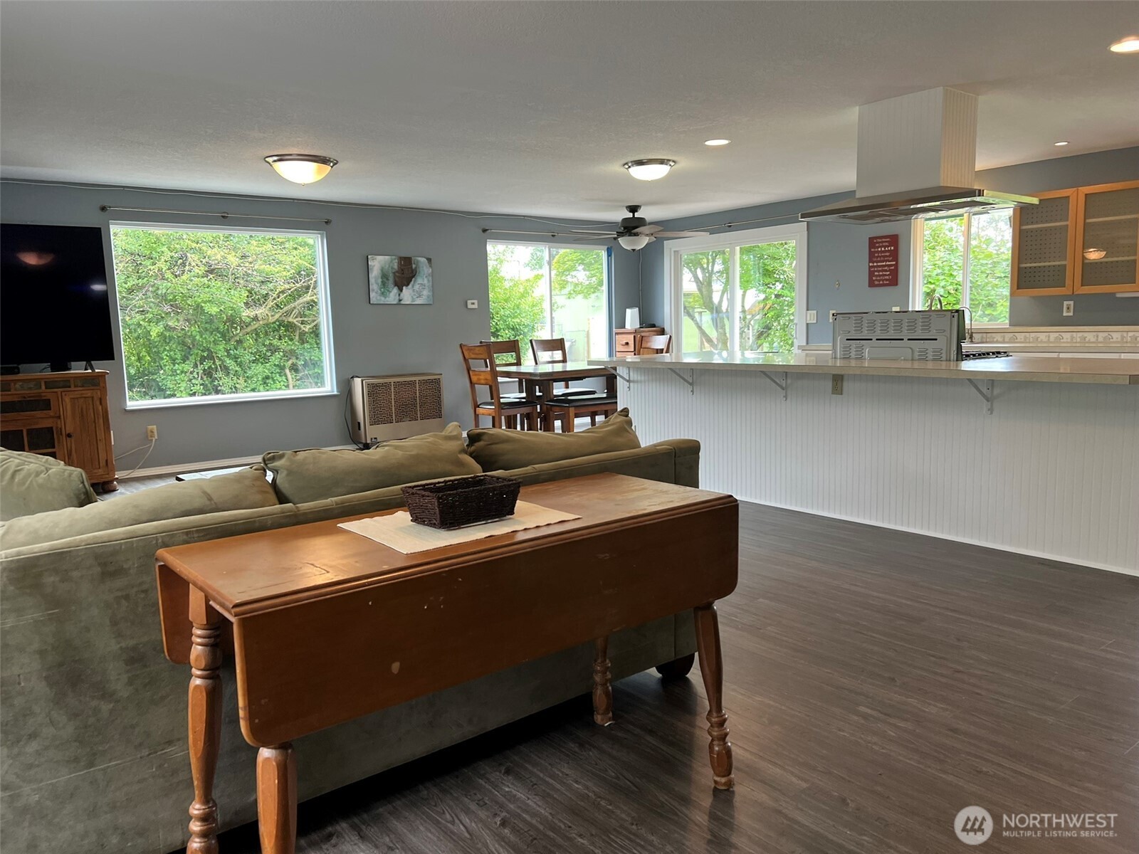 7020 Dahlberg Road Ferndale, WA 98248 - Photo 2 of 24 Gallery Image 2