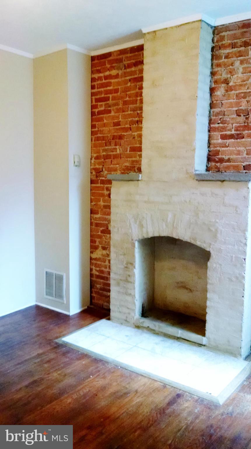 3244 Keswick Road Baltimore, MD 21211 - Photo 3 of 13 Dining Room