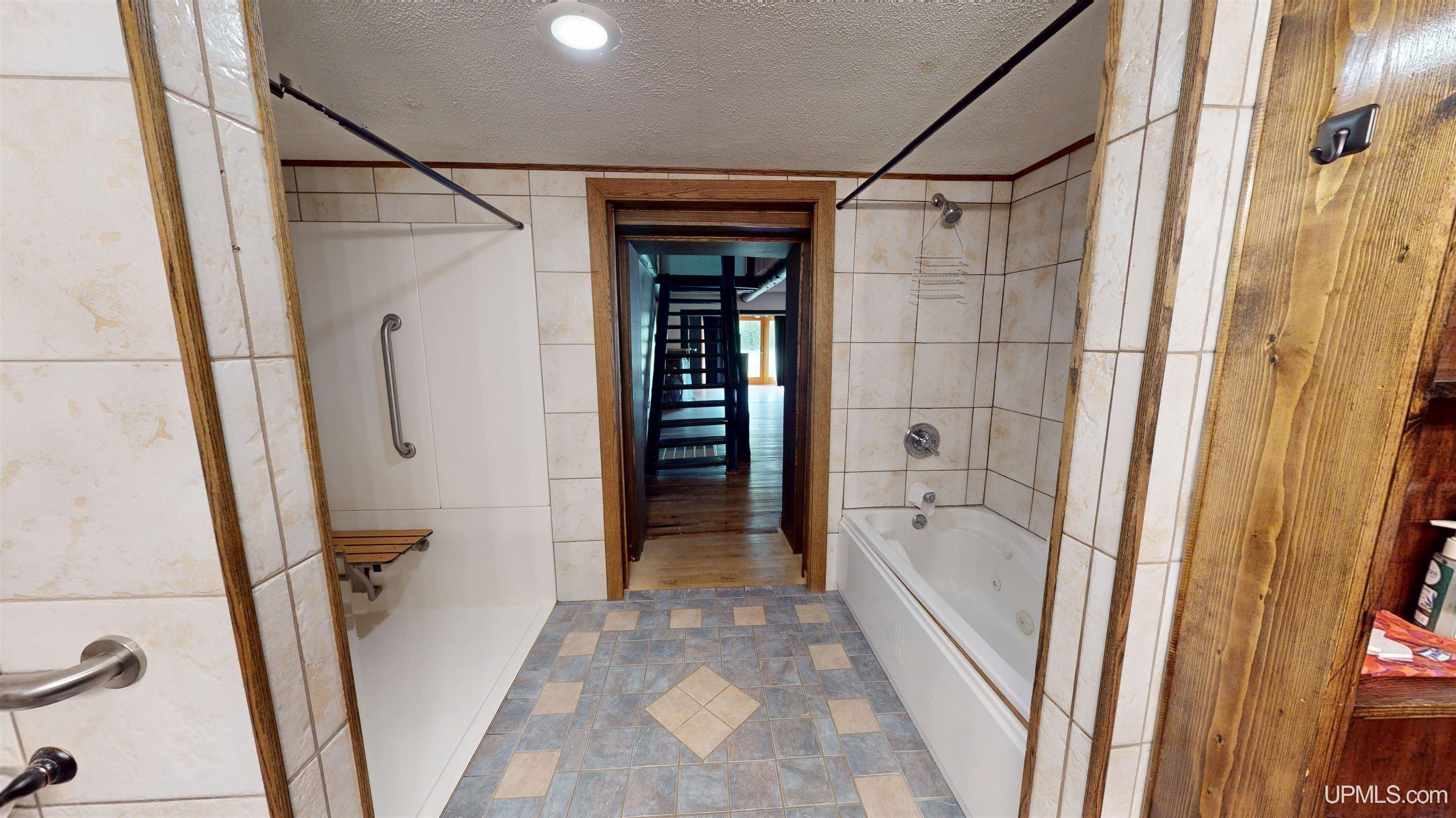 109 Brown Deer Road Marquette, MI 49855 - Photo 19 of 55