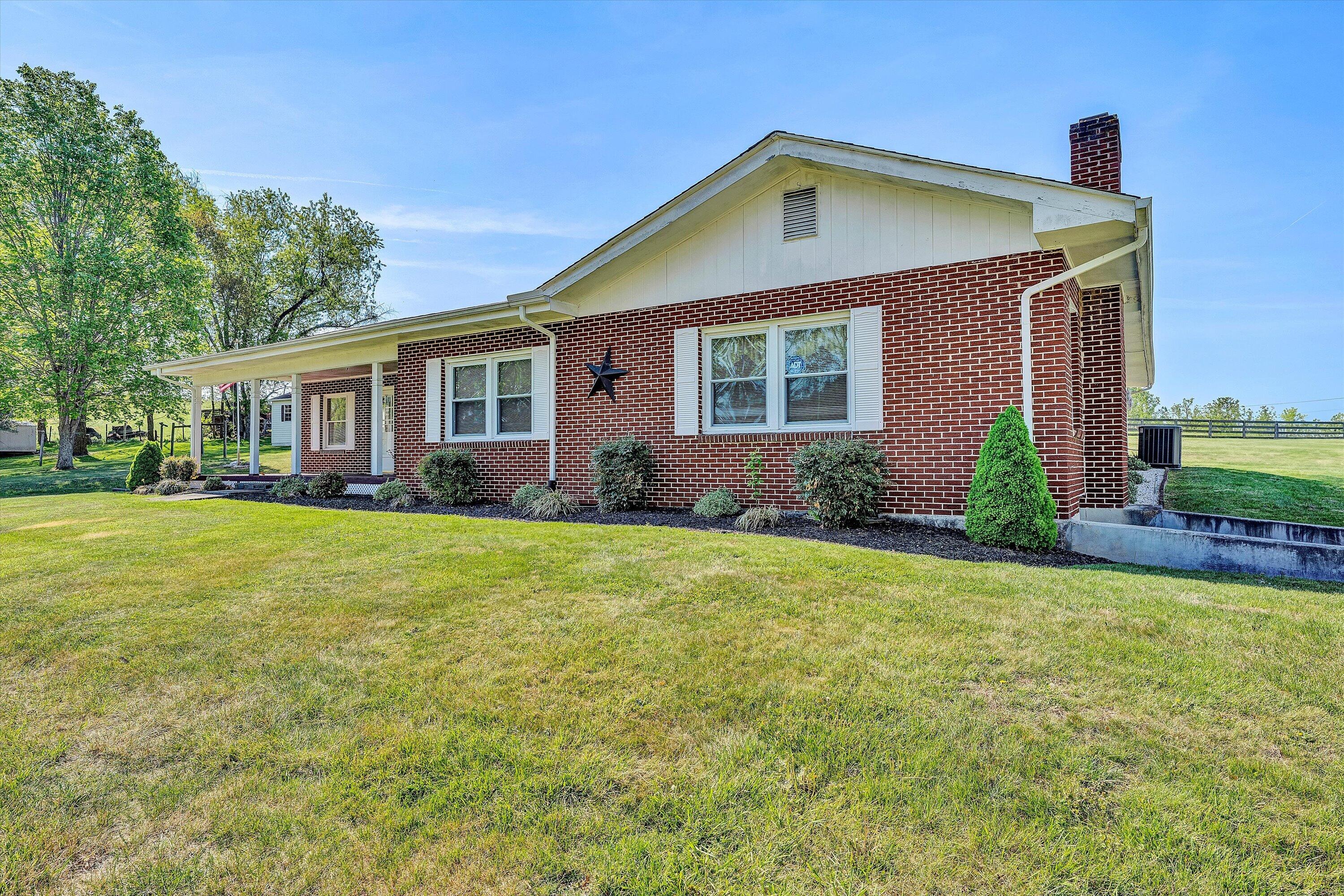 3673 Mt Zion Road Blacksburg, VA 24060 - Photo 7 of 43 07-SGP-04972