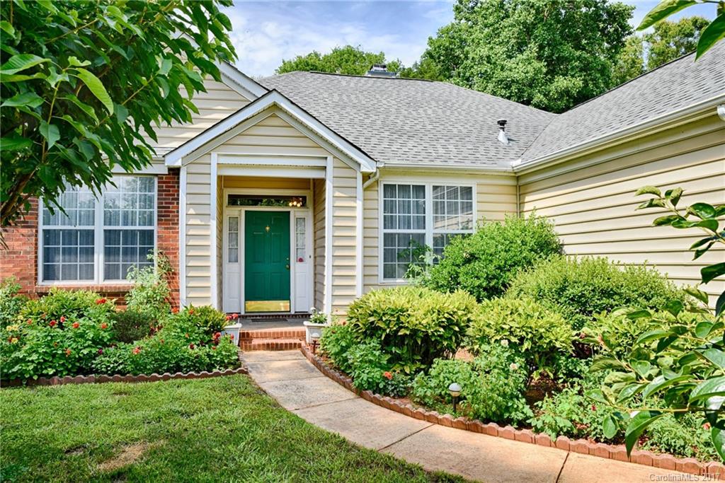 6305 Nevin Road Charlotte, NC 28262 - Photo 2 of 22