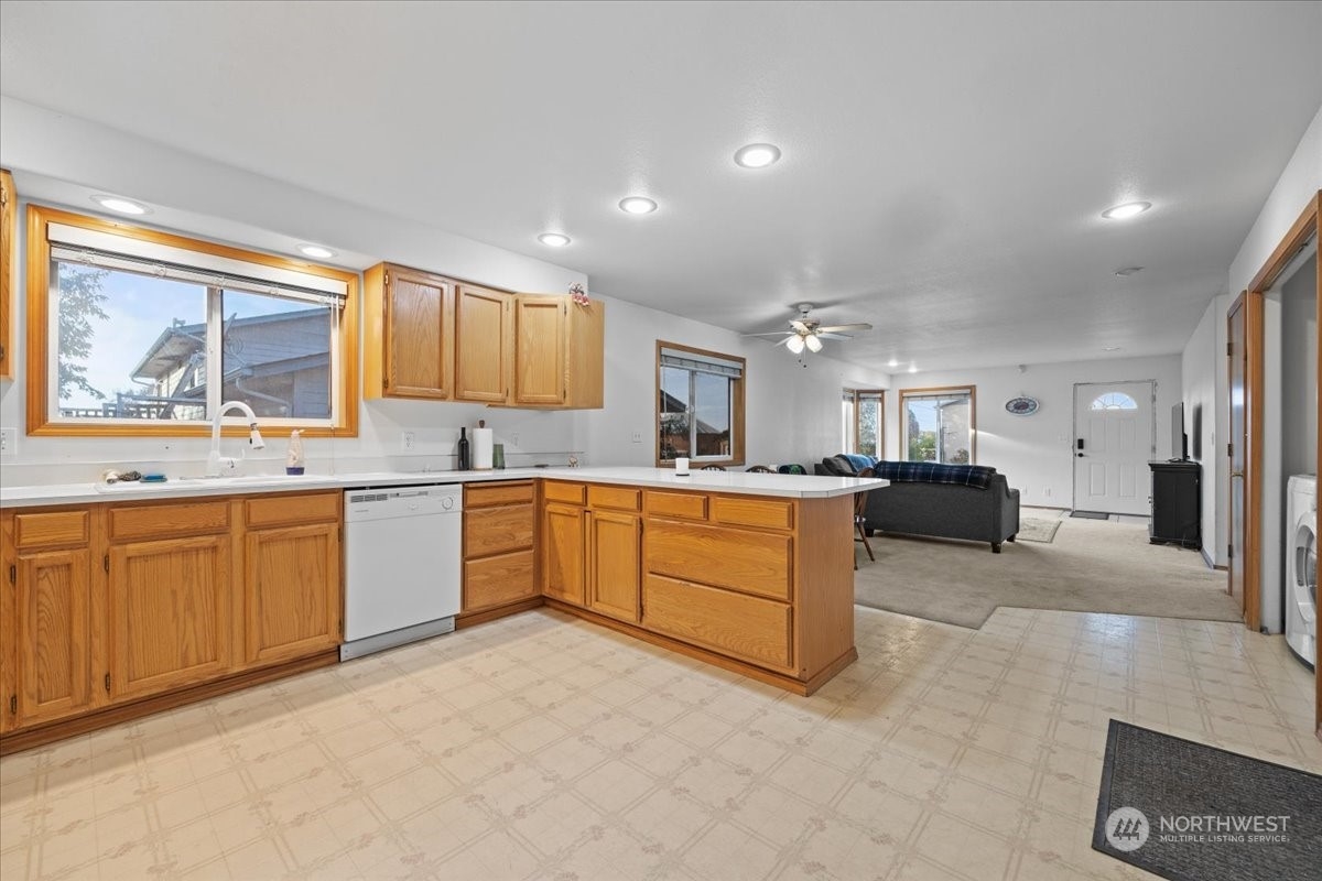 303 West Nelson Road Moses Lake, WA 98837 - Photo 22 of 40 Gallery Image 22