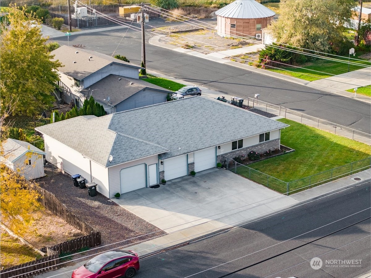303 West Nelson Road Moses Lake, WA 98837 - Photo 3 of 40 Gallery Image 3