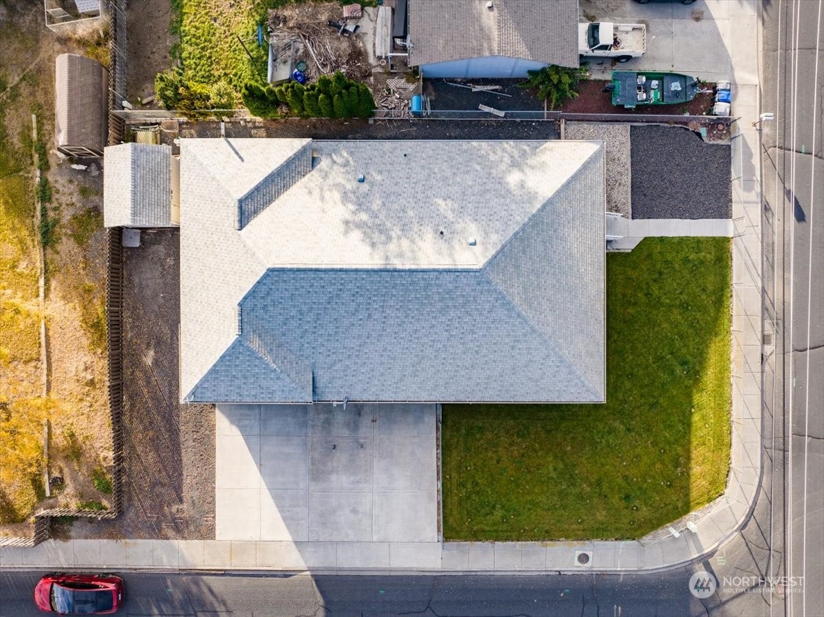 303 West Nelson Road Moses Lake, WA 98837 - Photo 6 of 40 Gallery Image 6