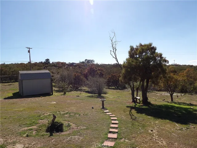 a view of a dry field