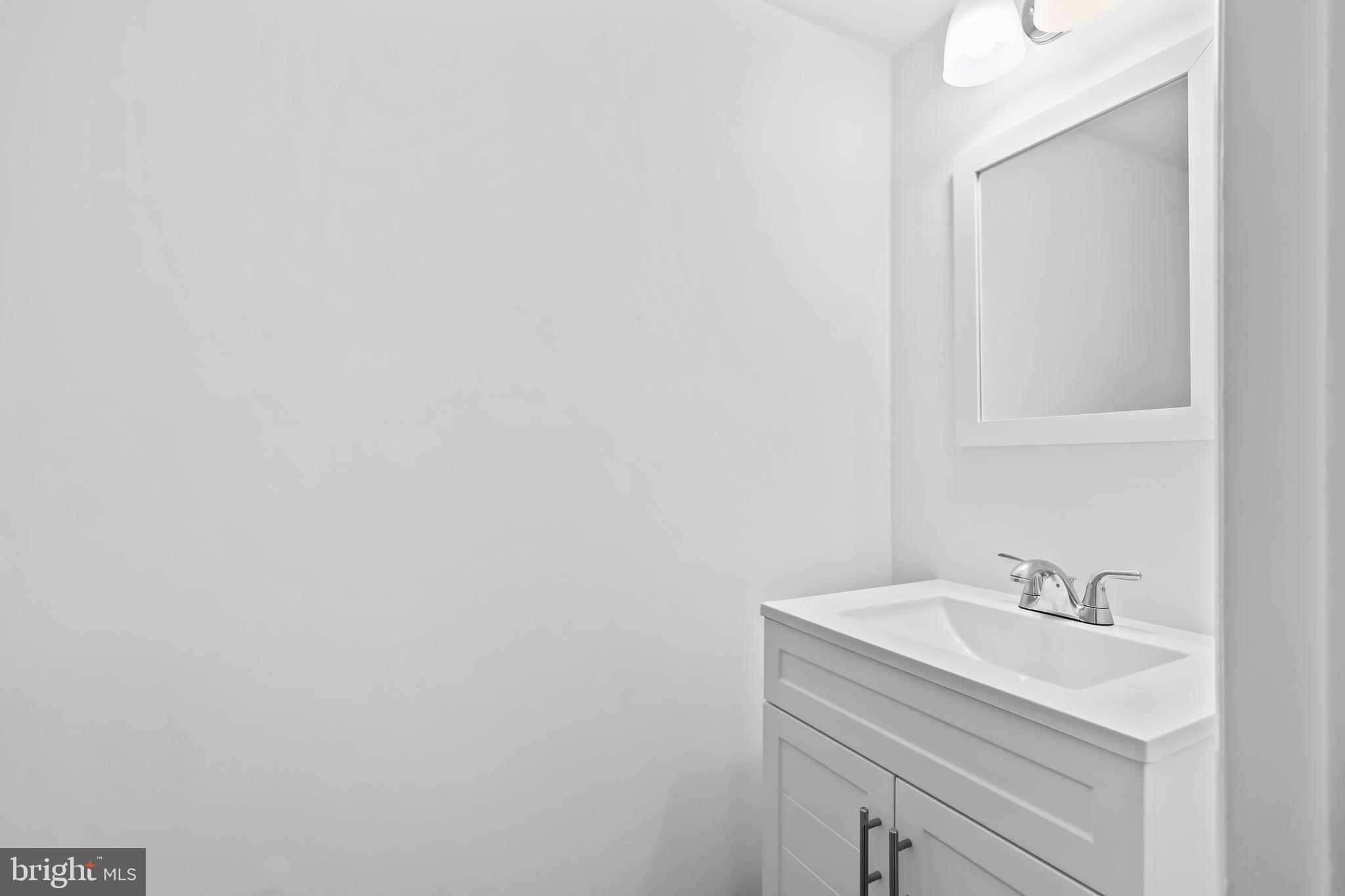 127 North Cottage Road Sterling, VA 20164 - Photo 17 of 43 Gallery Image 17