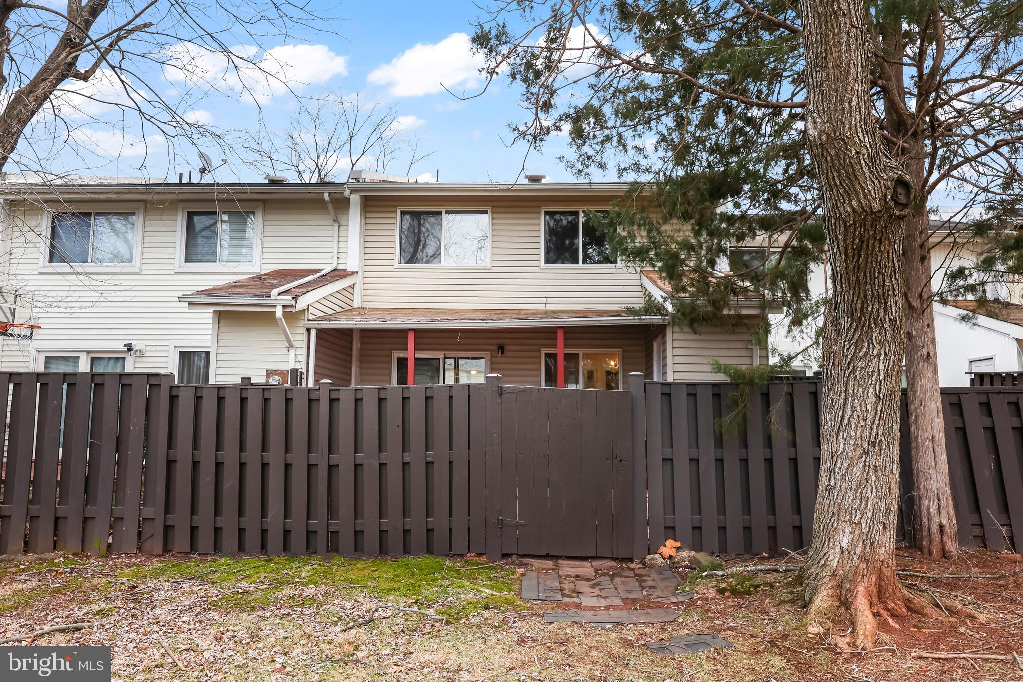127 North Cottage Road Sterling, VA 20164 - Photo 33 of 43 Gallery Image 33