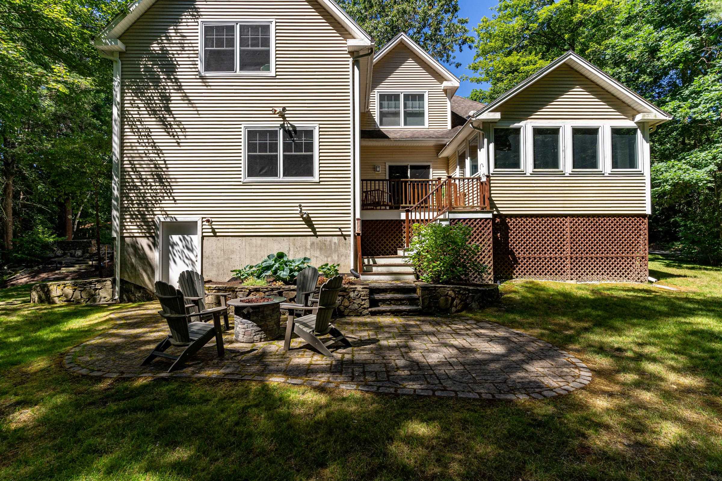 4 Moore Lane Exeter, NH 03833 - Photo 12 of 44
