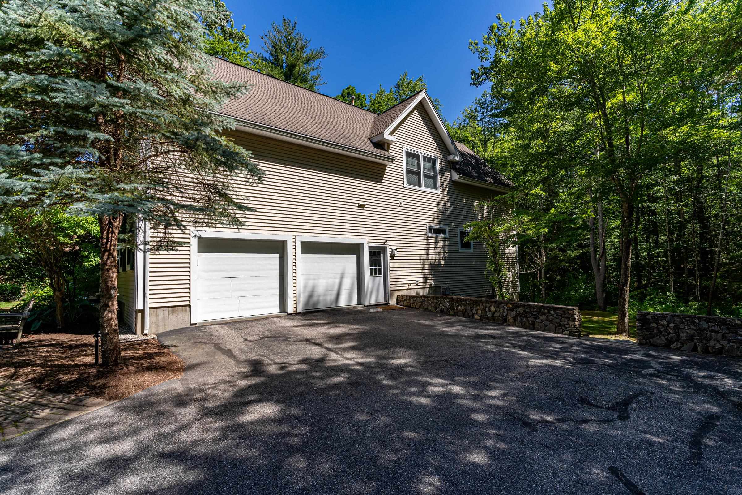 4 Moore Lane Exeter, NH 03833 - Photo 7 of 44