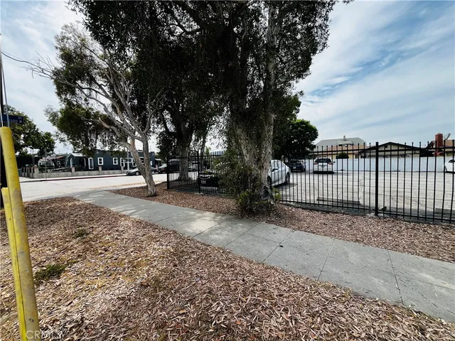 a view of a outdoor space