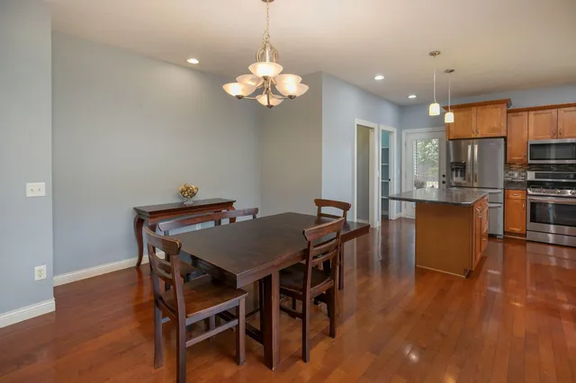 $484,000 | 3585 Bridgeview Drive Southeast, Rochester, MN 55904