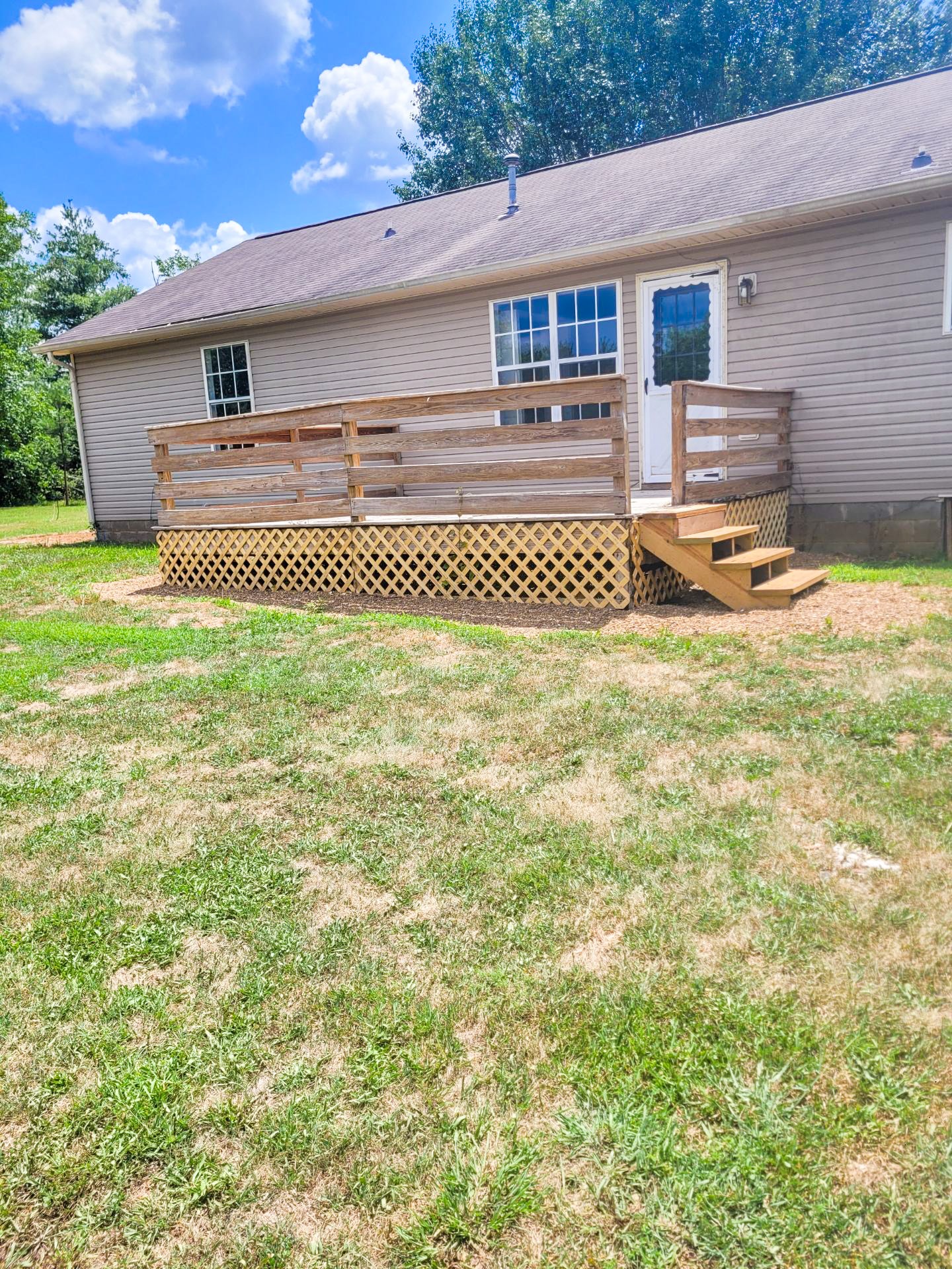 4370 Hardison Mill Road Columbia, TN 38401 - Photo 6 of 37 a front view of a house with a yard