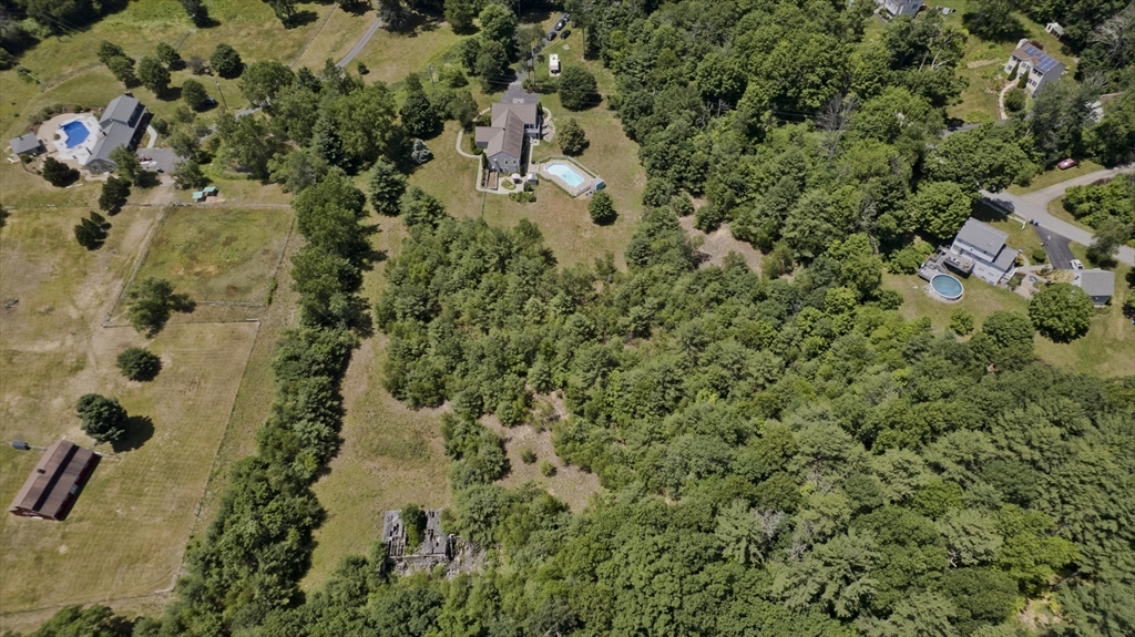 447 Loring Road Barre, MA 01005 - Photo 6 of 36