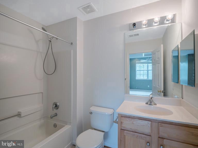 44159 Azalea Court California, MD 20619 - Photo 2 of 5