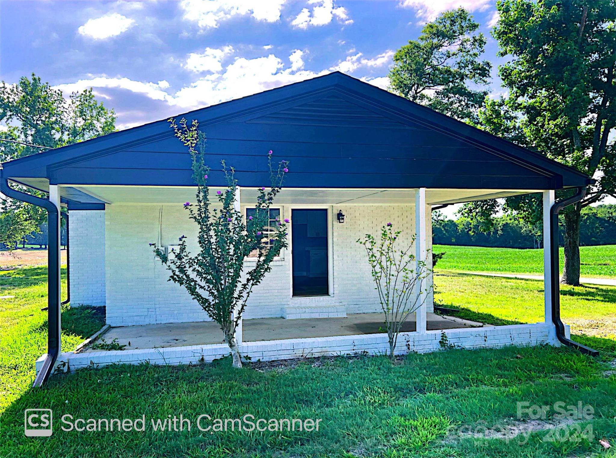 313 Landsford Road Pageland, SC 29728 - Photo 2 of 7