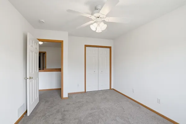 $300,000 | 1673 Lexington Lane, Shakopee, MN 55379