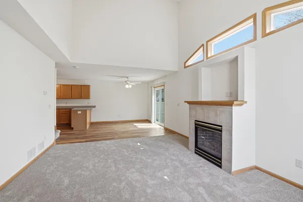 $300,000 | 1673 Lexington Lane, Shakopee, MN 55379