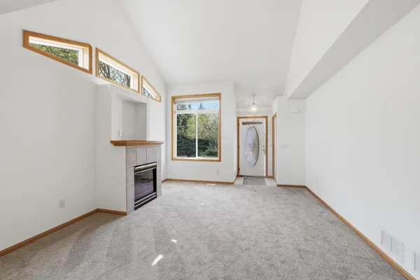 $300,000 | 1673 Lexington Lane, Shakopee, MN 55379