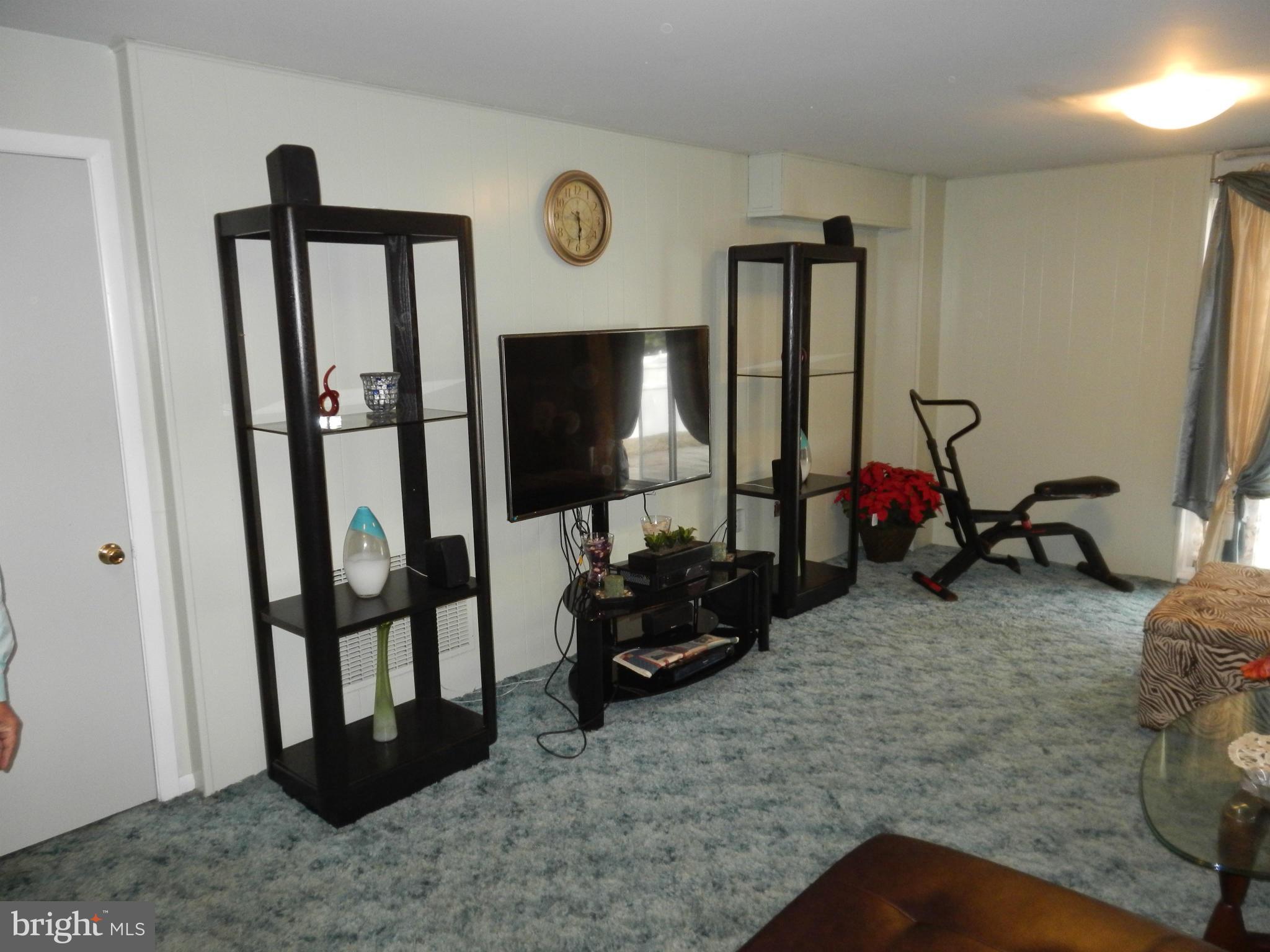 4508 Dresden Road Pikesville, MD 21208 - Photo 13 of 27 Interior (General)