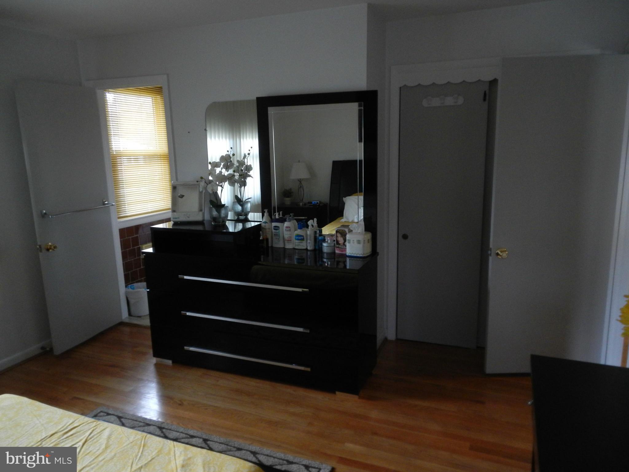4508 Dresden Road Pikesville, MD 21208 - Photo 18 of 27 Bedroom (Master)