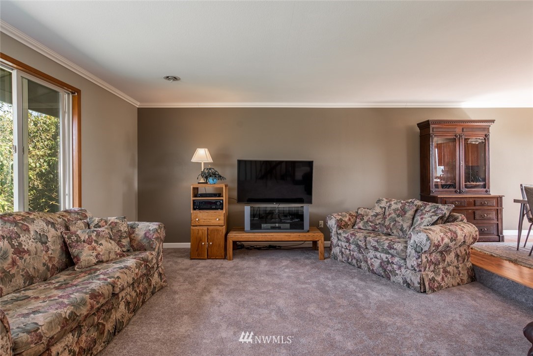 21588 Lafayette Road Sedro-Woolley, WA 98284 - Photo 11 of 23 Gallery Image 11