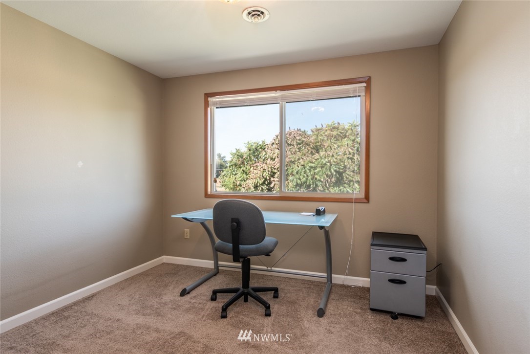 21588 Lafayette Road Sedro-Woolley, WA 98284 - Photo 18 of 23 Gallery Image 18