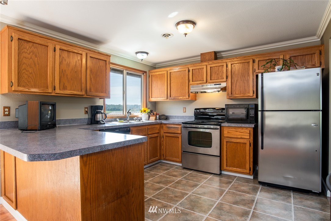 21588 Lafayette Road Sedro-Woolley, WA 98284 - Photo 8 of 23 Gallery Image 8